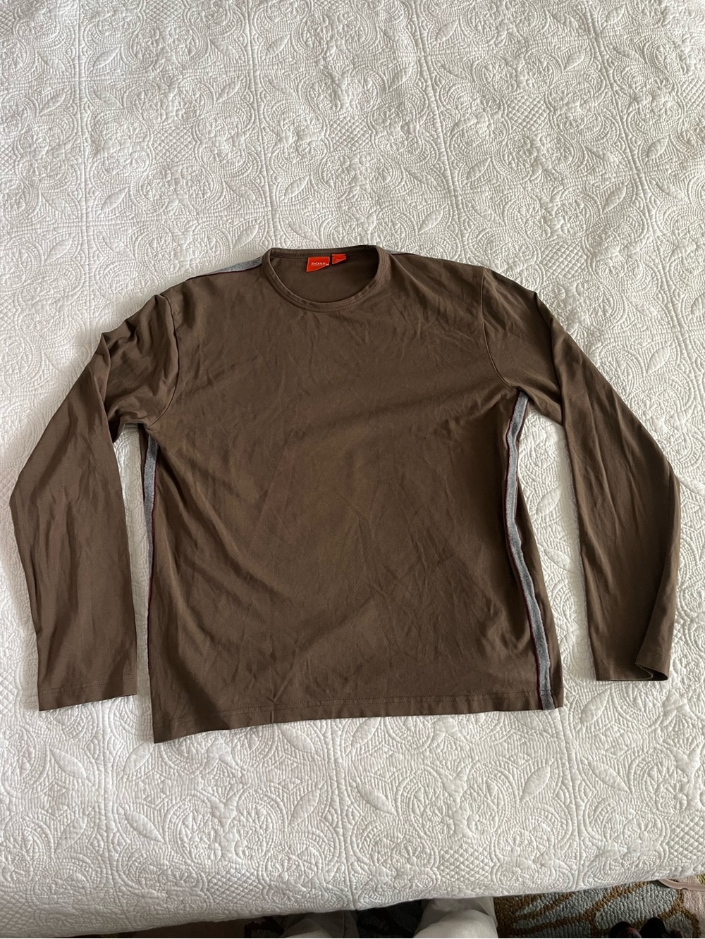 Hugo Boss Men's Brown Long-Sleeve Crewneck Tee - Made In Portugal - Boss